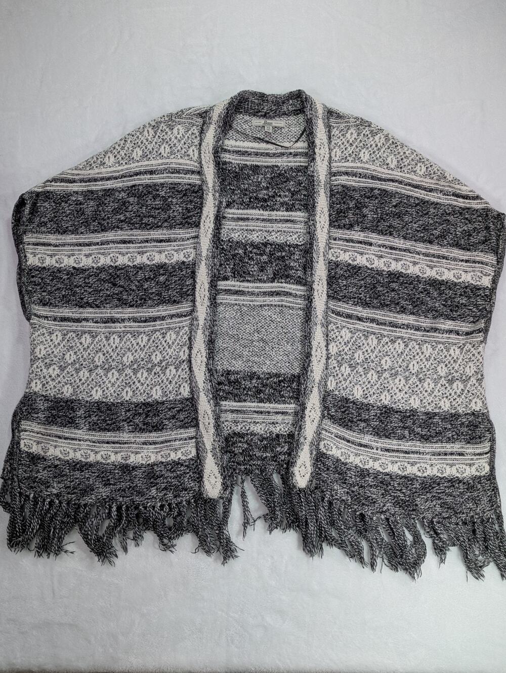 Bass Size XS Sweater Knit Fringed Open Poncho Black,White,Gray Striped Cotton